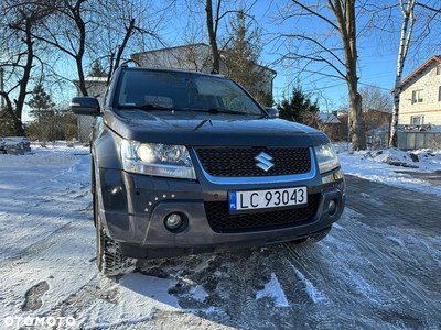 Suzuki Grand Vitara 2.4 De Luxe