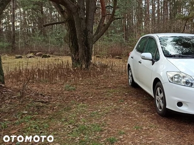 Toyota Auris 1.33 VVT-i Active