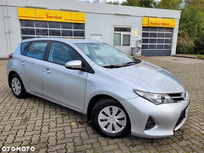 Toyota Auris 1.33 VVT-i Active