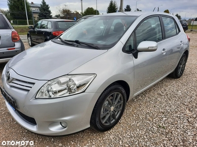 Toyota Auris 1.6 Life+