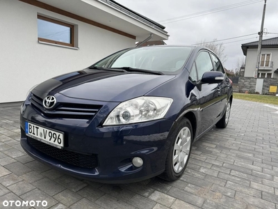 Toyota Auris 1.6 VVT-i Executive