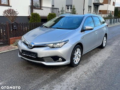 Toyota Auris 1.8 VVT-i Hybrid Automatik Touring Sports Executive