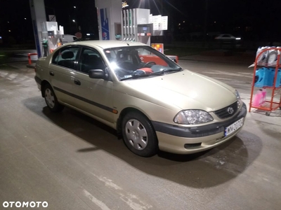 Toyota Avensis 1.6 VVT-i Terra