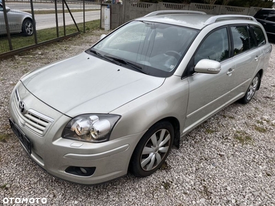 Toyota Avensis 1.8 VVT-i Combi Executive