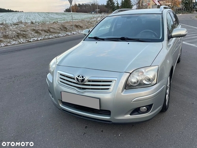 Toyota Avensis 1.8 VVT-i Combi Sol