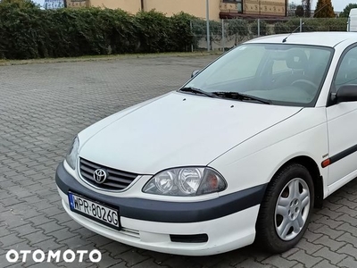 Toyota Avensis 1.8 VVT-i Terra Plus