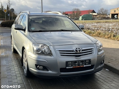 Toyota Avensis 2.0 D-4D Combi Executive