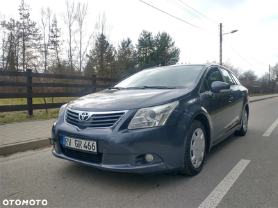 Toyota Avensis 2.0 D-4D Luna