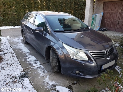 Toyota Avensis 2.0 D-4D Luna