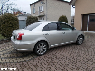 Toyota Avensis 2.0 D-4D Sol