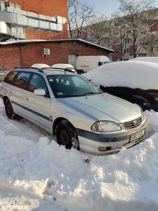 Toyota Avensis 2.0 D-4D Terra Plus