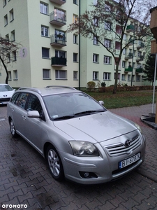 Toyota Avensis 2.2 D-4D Sol