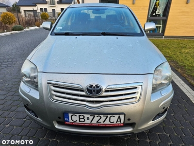 Toyota Avensis 2.2 D-4D Sol Plus NAVI