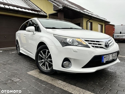 Toyota Avensis Combi 2.0 D-4D Edition