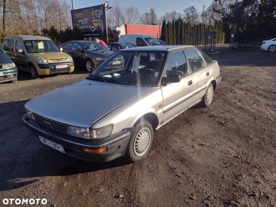 Toyota Corolla 1.6 GL