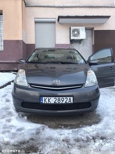 Toyota Prius (Hybrid)