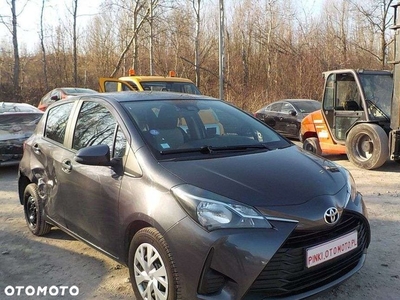 Toyota Yaris 1.0 Premium