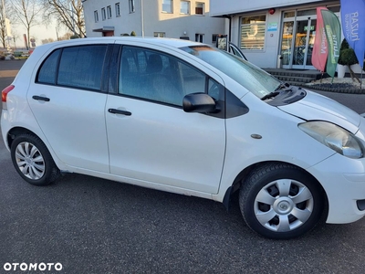 Toyota Yaris 1.4 D-4D Sol EU5