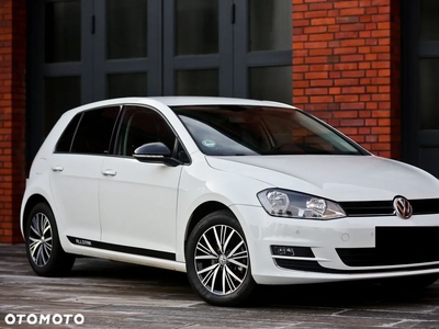 Volkswagen Golf 1.6 TDI BlueMotion Technology DSG Allstar