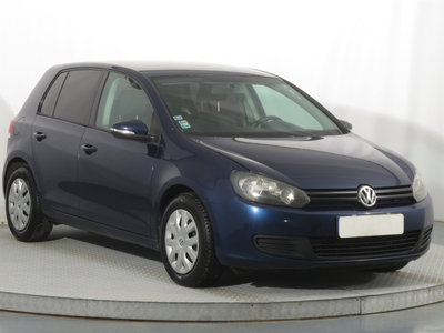 Volkswagen Golf 2010 1.6 TDI 196447km ABS klimatyzacja manualna