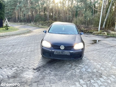 Volkswagen Golf V 1.6 Trendline