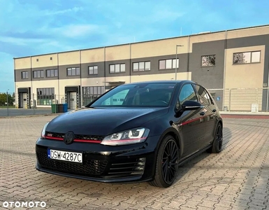 Volkswagen Golf VII 2.0 TSI BMT GTI