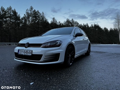 Volkswagen Golf VII 2.0 TSI BMT GTI DSG