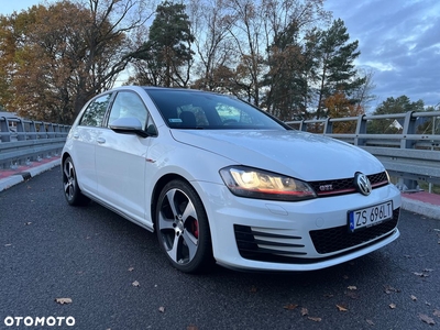 Volkswagen Golf VII 2.0 TSI BMT GTI DSG