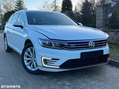 Volkswagen Passat Variant 1.6 TDI (BlueMotion Technology) DSG Comfortline