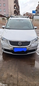 Volkswagen Touran 1.4 TSI Cross DSG