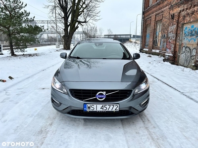 Volvo S60 T5 Drive-E Dynamic Edition (Momentum)