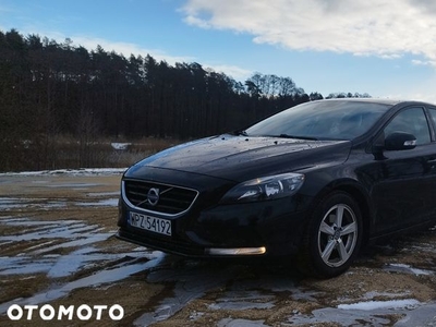 Volvo V40 D2