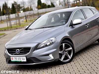 Volvo V40 D2 Drive-E R-Design Momentum