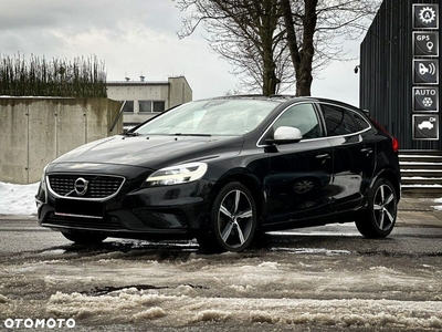 Volvo V40 T4 Drive-E R-Design Momentum