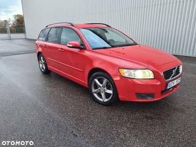 Volvo V50