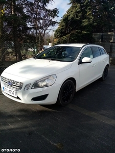 Volvo V60 D2