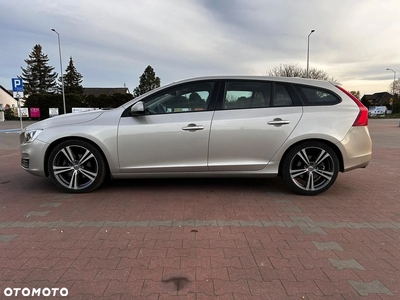 Volvo V60 D3 Drive-E Summum