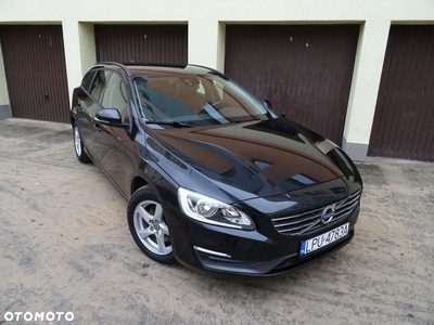 Volvo V60 DRIVe Momentum