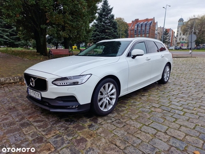 Volvo V90 D3 Momentum Pro