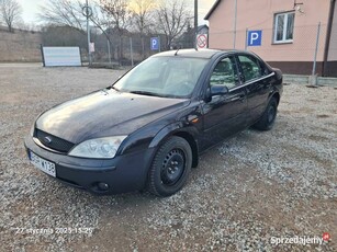 MONDEO ładny stan długie opłaty 2002r