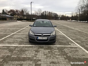 Opel Astra H 1.6 105km