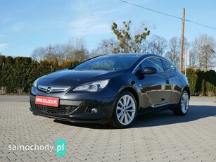 Opel Astra J