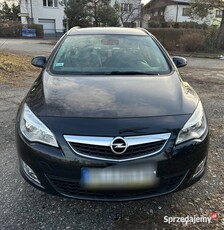 Opel astra j spotrs tourer 1.7 cdti