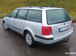 Passat 1.9 sprawny ( świeże opłaty )