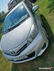 Sprzedam Toyota Yaris 2013 r.