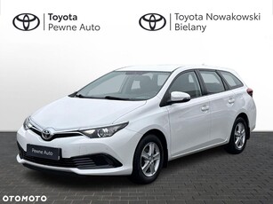 Używany Toyota Auris 2015