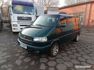 Volkswagen Caravelle 2.5 TDi 102