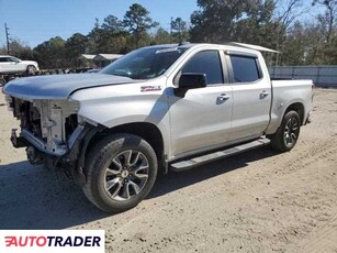 Chevrolet Silverado 5.0 benzyna 2022r. (SAVANNAH)