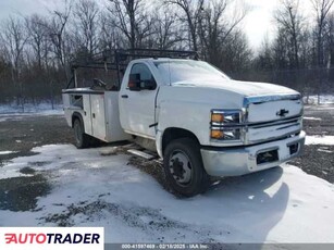 Chevrolet Silverado 6.0 benzyna 2019r. (EMINENCE)