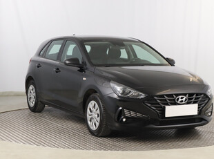 Hyundai i30 2021 1.5 DPI 51665km ABS klimatyzacja manualna